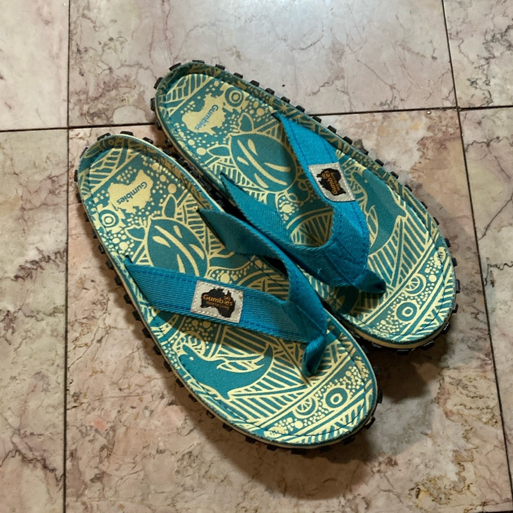 Gumbies brand flip flops Men